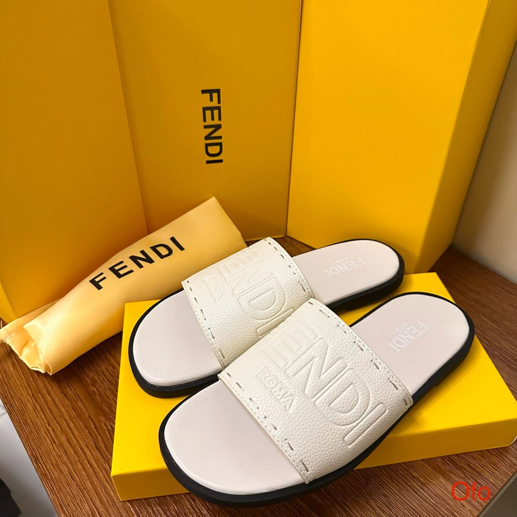 Sandales Fendi